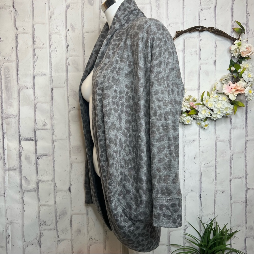 Sundry Leopard Print Open Cardigan - image 5